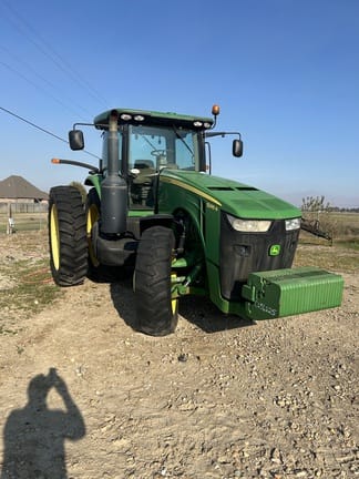 Main image John Deere 8285R