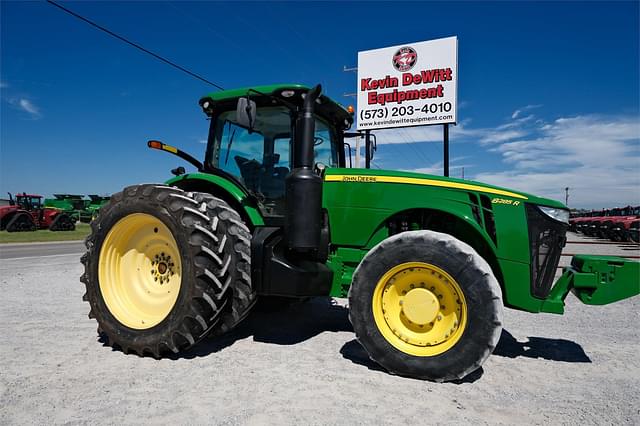 Image of John Deere 8285R equipment image 3