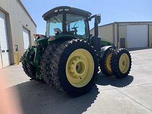 Main image John Deere 8285R 3