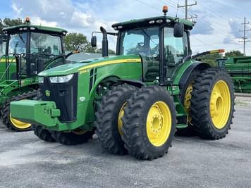 Main image John Deere 8285R