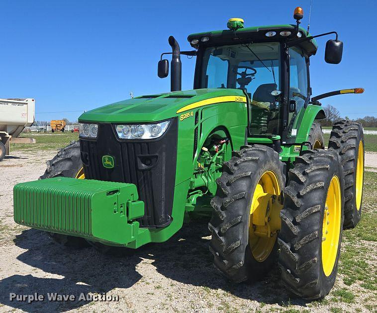 Image of John Deere 8285R Primary image