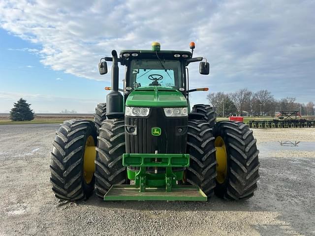 Image of John Deere 8285R equipment image 3