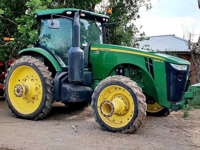 Image of John Deere 8285R Primary image