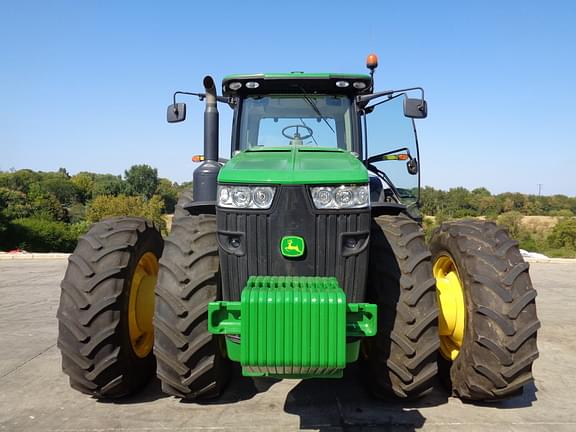 Image of John Deere 8310R equipment image 3