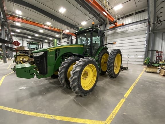 Main image John Deere 8310R