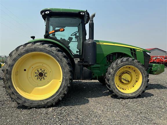 Image of John Deere 8310R equipment image 1