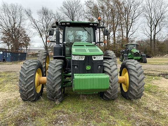 Image of John Deere 8310R equipment image 2