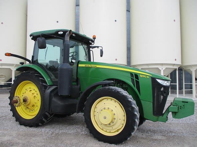 Image of John Deere 8310R equipment image 1