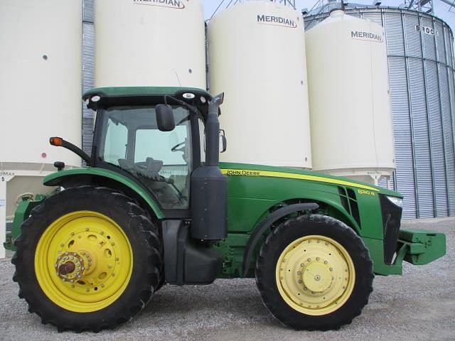 Image of John Deere 8310R equipment image 3