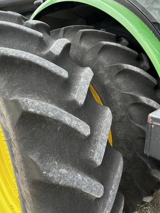 Image of John Deere 8310R equipment image 4