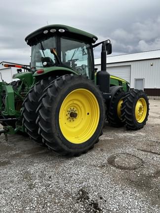Image of John Deere 8310R equipment image 1