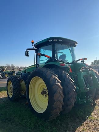 Image of John Deere 8310R equipment image 3