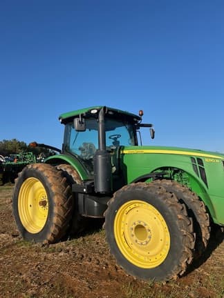 Image of John Deere 8310R equipment image 1