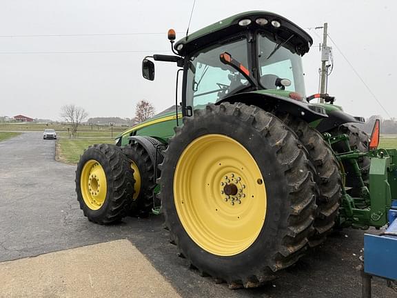 Image of John Deere 8310R equipment image 3