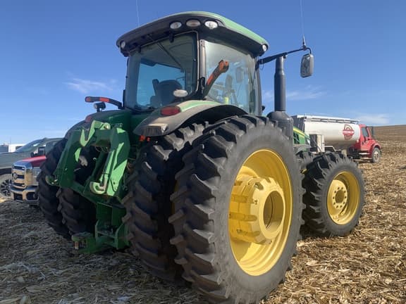 Image of John Deere 8310R equipment image 2