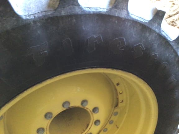 Image of John Deere 8310R equipment image 1