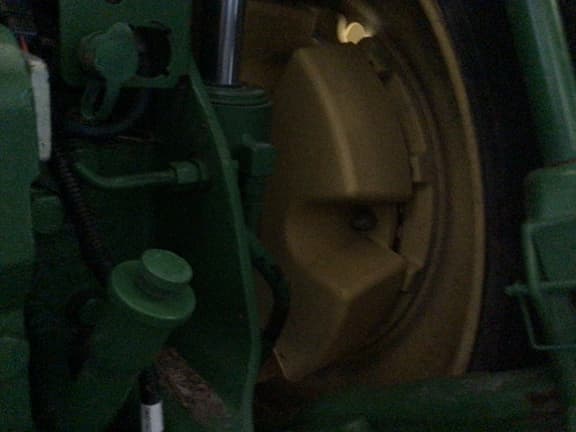 Image of John Deere 8310R equipment image 3