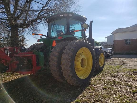 Image of John Deere 8310R equipment image 2