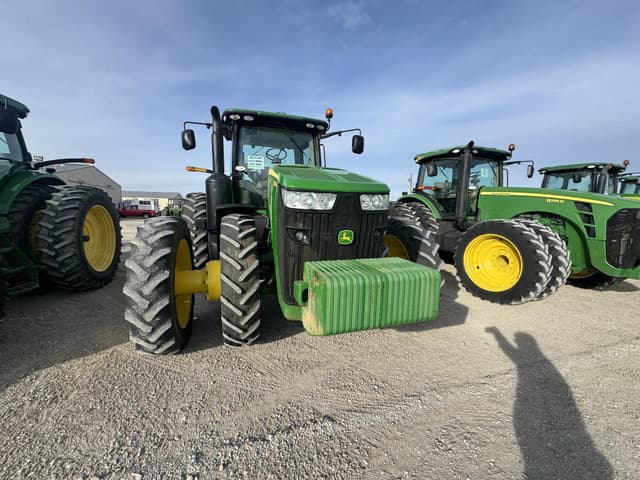 Image of John Deere 8310R equipment image 4