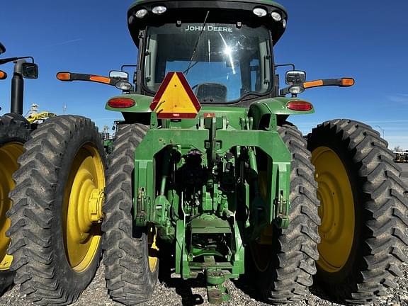 Image of John Deere 8310R equipment image 4