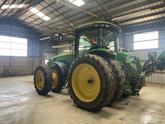 Image of John Deere 8310R equipment image 3
