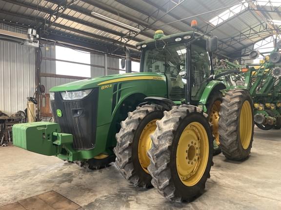 Image of John Deere 8310R equipment image 1