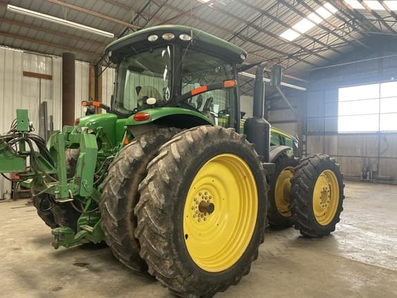 Image of John Deere 8310R equipment image 4