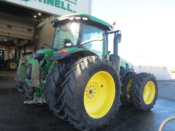 Image of John Deere 8310R equipment image 4