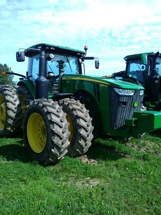 Image of John Deere 8310R equipment image 3