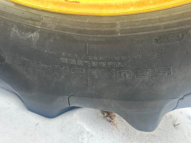 Image of John Deere 8310R equipment image 3