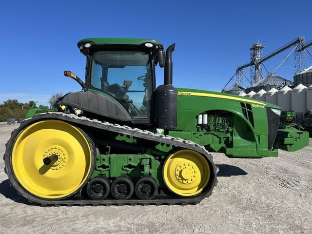 Image of John Deere 8310RT equipment image 3