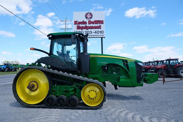 Image of John Deere 8310RT equipment image 3