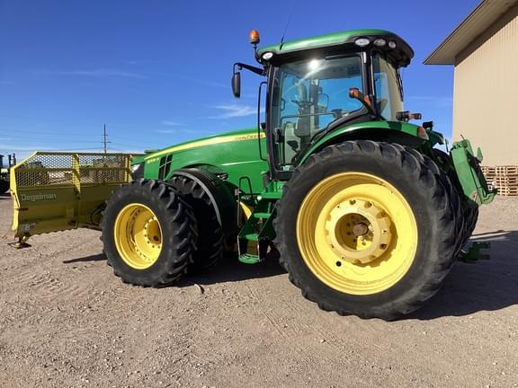 Image of John Deere 8335R equipment image 4