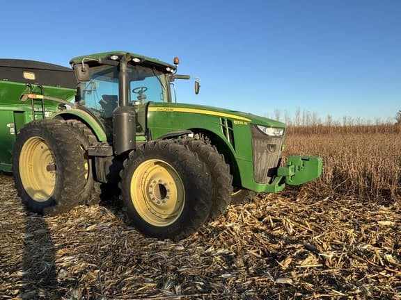 Image of John Deere 8335R Primary image