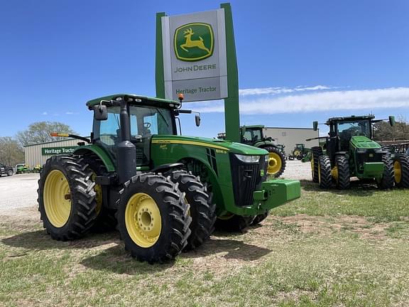 Image of John Deere 8335R equipment image 1