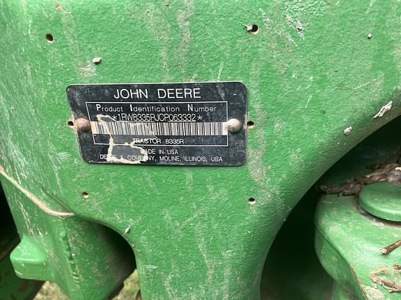 Image of John Deere 8335R equipment image 2