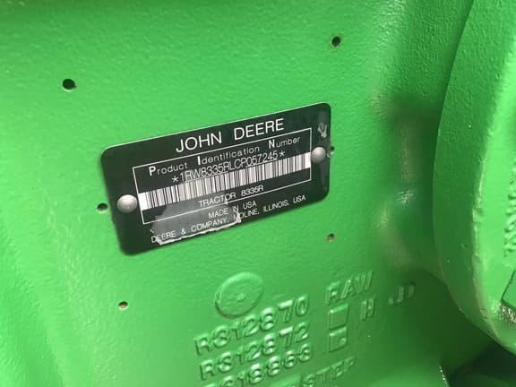 Image of John Deere 8335R equipment image 1