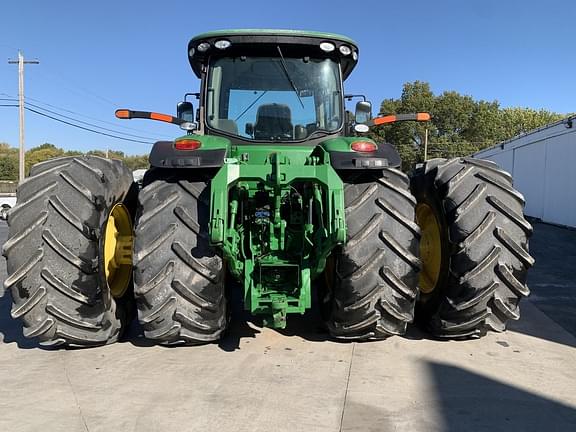 Image of John Deere 8335R equipment image 3