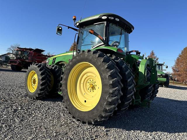 Image of John Deere 8335R equipment image 4