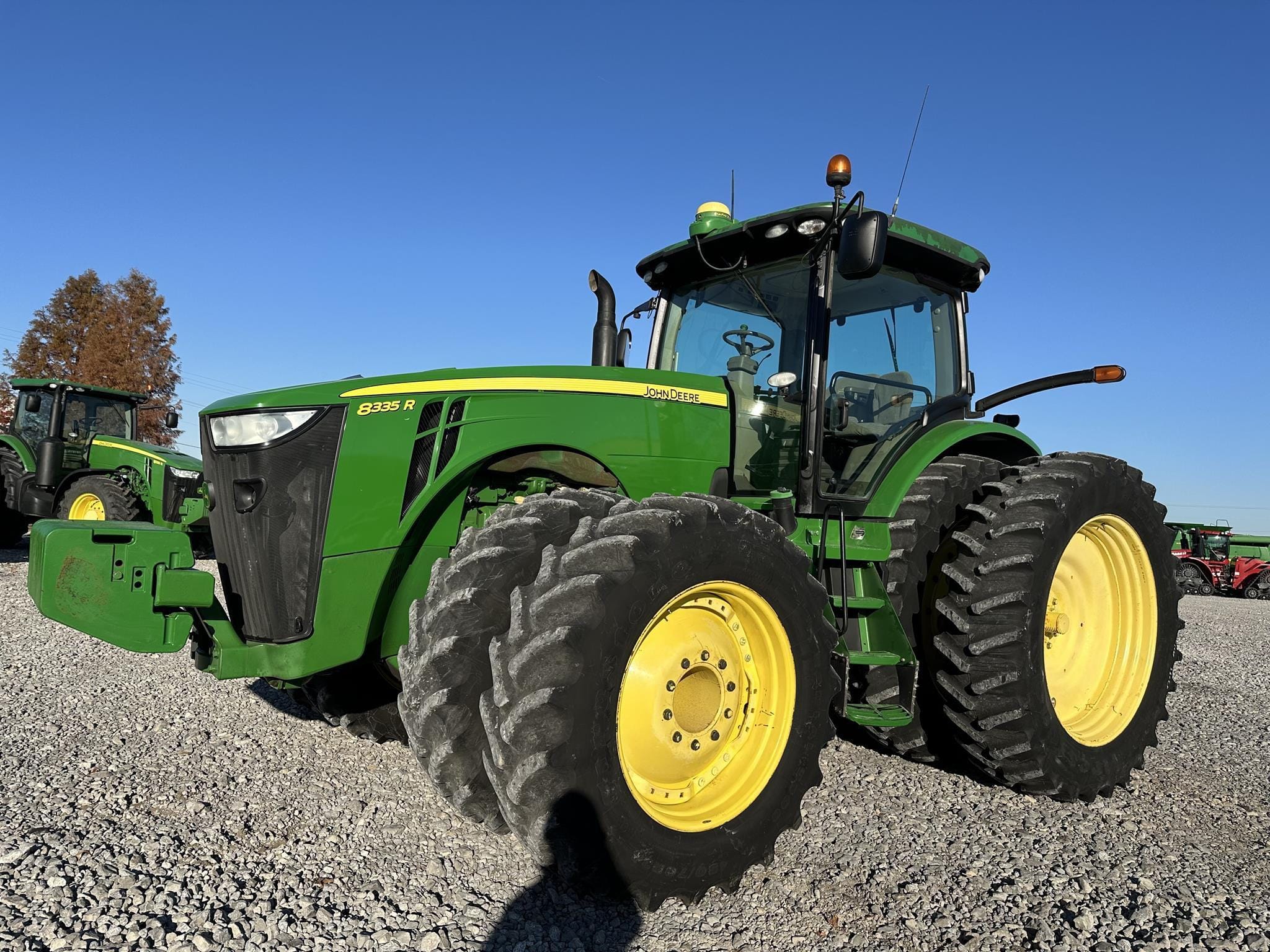Main image John Deere 8335R