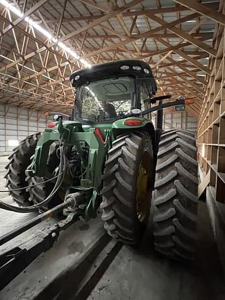 Image of John Deere 8335R equipment image 4