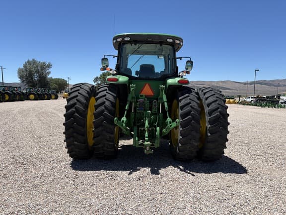 Image of John Deere 8335R equipment image 3