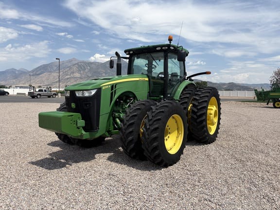 2012 John Deere 8335R Equipment Image0