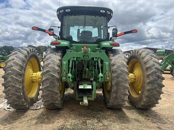 Image of John Deere 8335R equipment image 4
