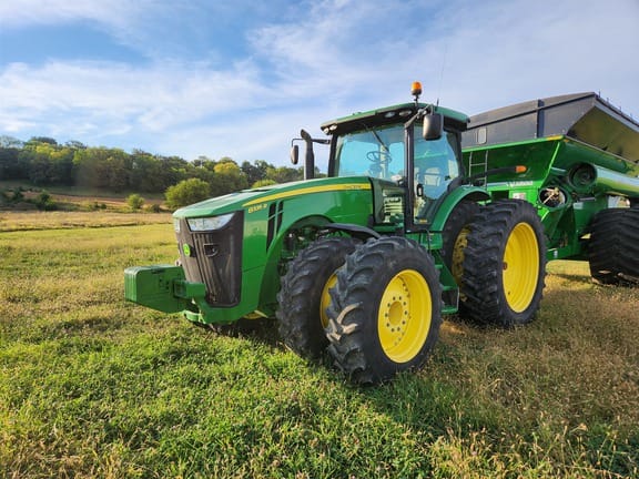 Main image John Deere 8335R