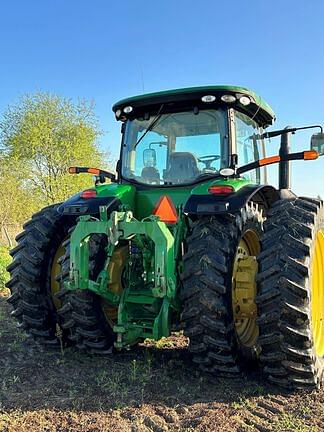Image of John Deere 8335R equipment image 4