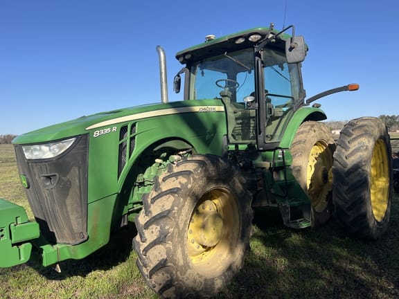2012 John Deere 8335R Equipment Image0