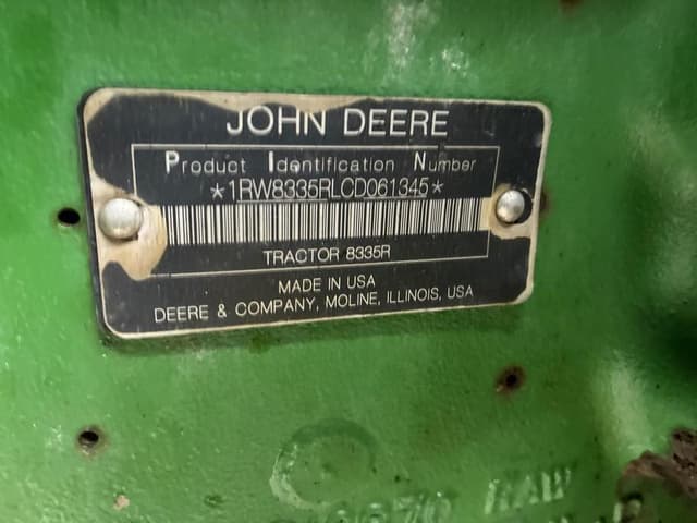 Image of John Deere 8335R equipment image 1