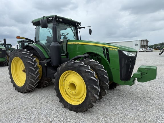 2012 John Deere 8335R Equipment Image0