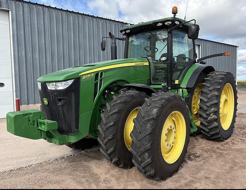 2012 John Deere 8335R Equipment Image0
